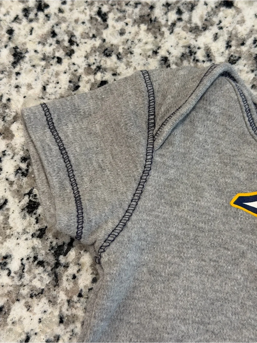 NHL Nashville Predators Gray Short Sleeve Onesie, Yellow & White Logo, 6-9 month